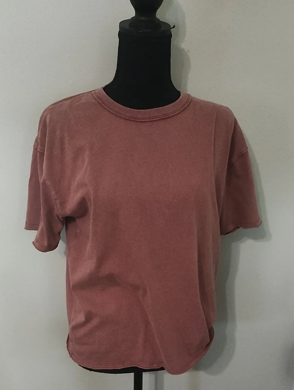 Old Navy Short Sleeve Crew Neck Tee in Dusty Rose